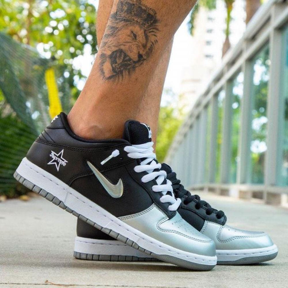 Supreme x Nike Dunk SB Low QS 'Metallic Silver'- Streetwear Fashion - ellesey.com