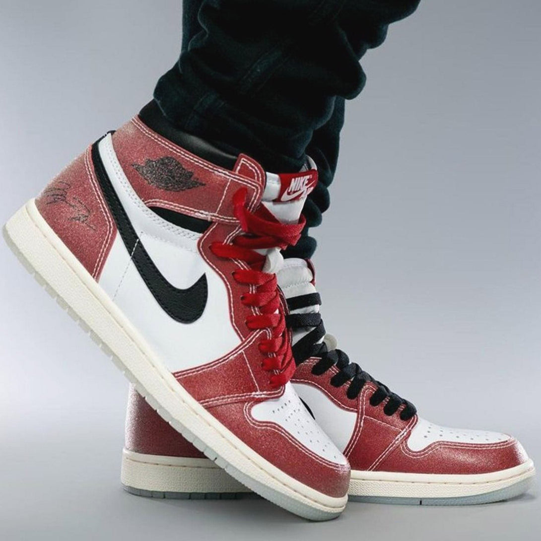 Trophy Room x Air Jordan 1 Retro High OG SP 'Chicago'- Streetwear Fashion - ellesey.com